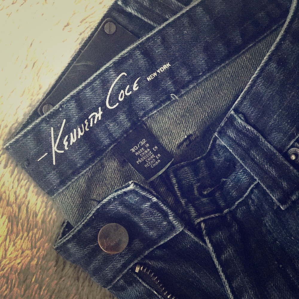 Kenneth Cole "Straight leg" men's Jeans Sz 30/32