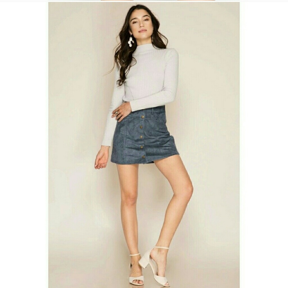 ▪️vegan suede mini skirt▪️