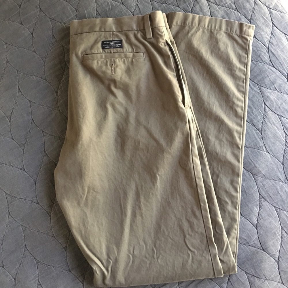 Banana Republic Men's Gavin Chinos Size 33/34