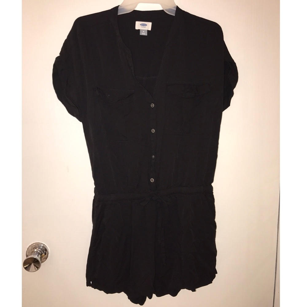 Old Navy Black Romper 🖤