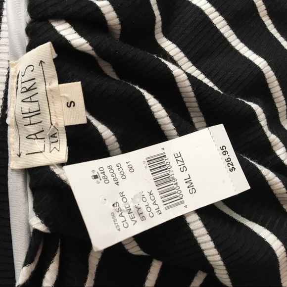 NWT - Picture 3 of 3