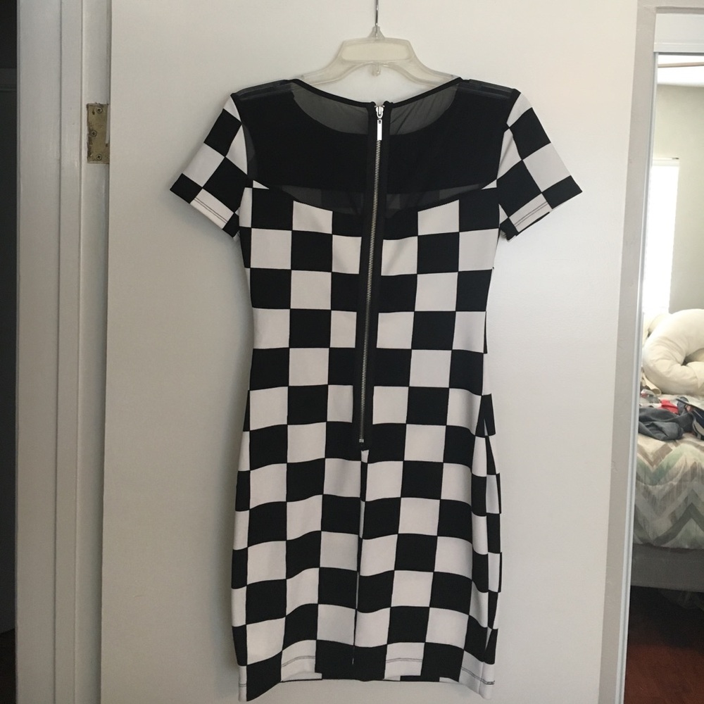 Dress - Picture 2 of 2