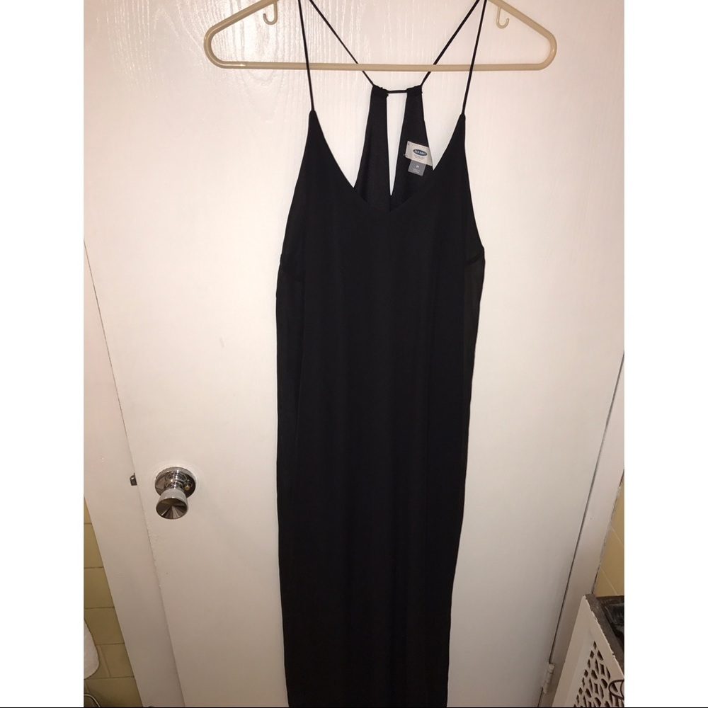 Old Navy Black Maxi Dress 🖤