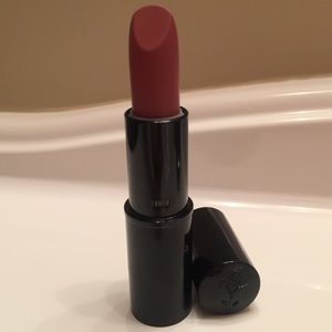 Lancôme Lipstick - Lucky Kiss (Matte) Lancôme Lipstick - Lucky Kiss (Matte)