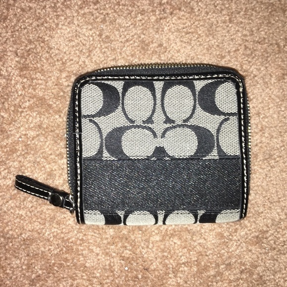 Coach Wallet - Picture 2 of 5