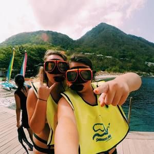 Meet your Posher, Ally