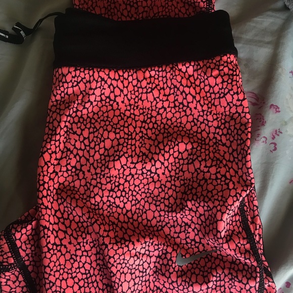 Nike crop leggings - Picture 6 of 6