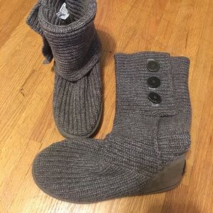 UGG classic cardy knit boot