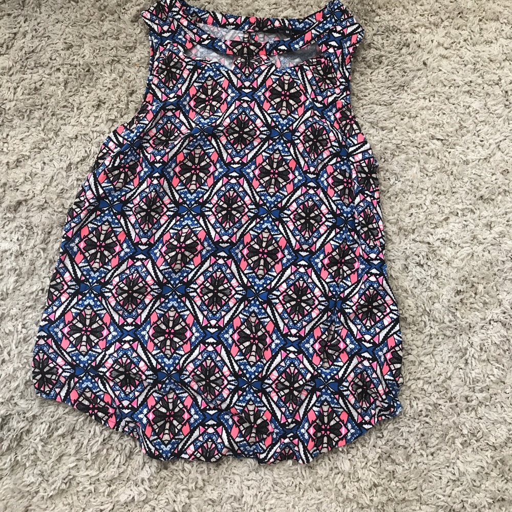 An adorable dressy/casual top