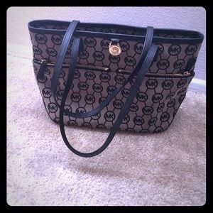 Michael Kors Tote
