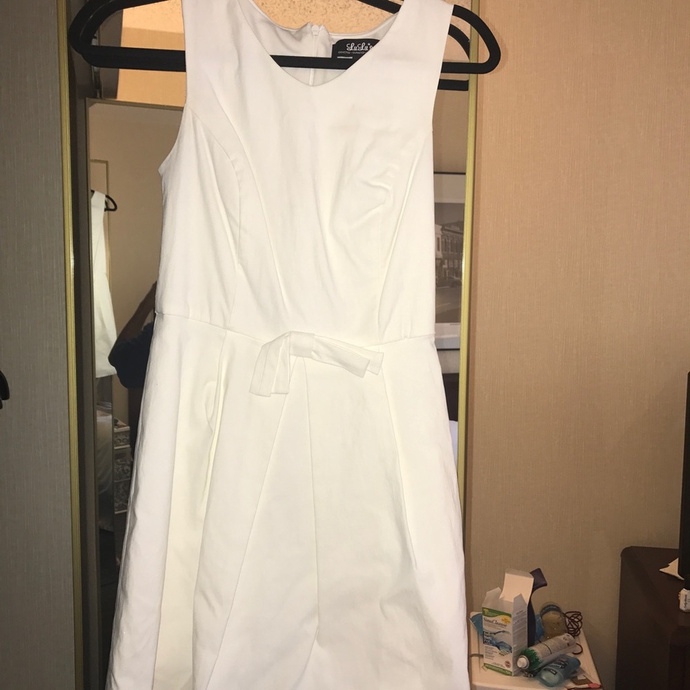 White LuLu's dress