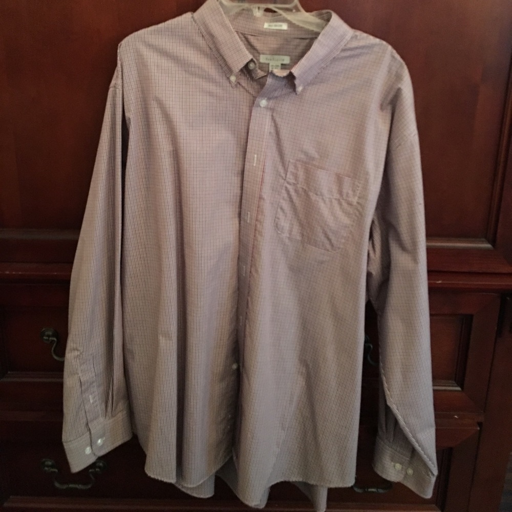Small red white navy check shirt