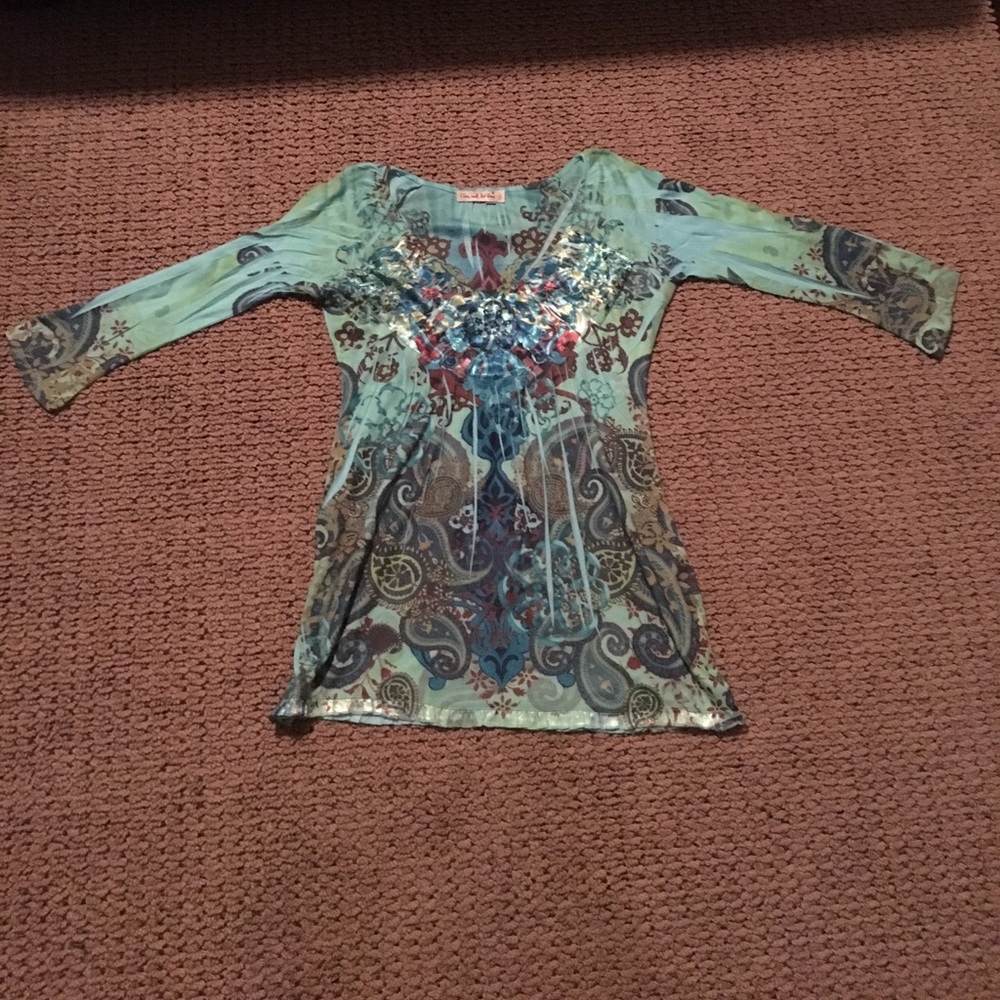 Live and Let Live Top