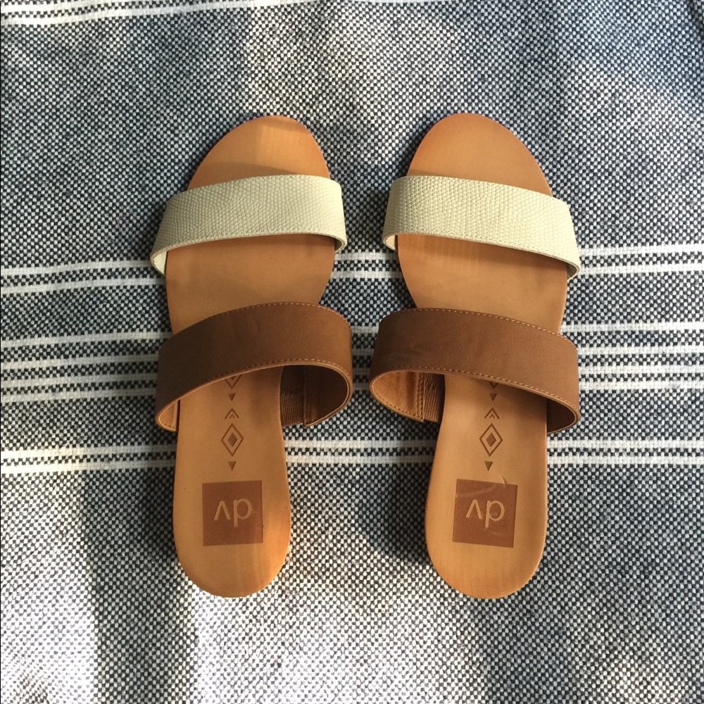 Sandals • SALE
