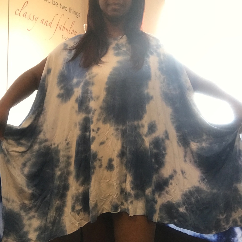 Oversized blue and white tie dyed tunic