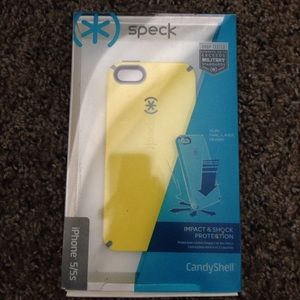 iPhone 5/5s case 💛