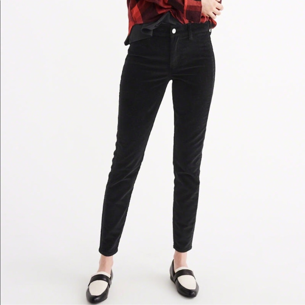 Brand New! A&F Velvet Super Skinny Mid-Rise