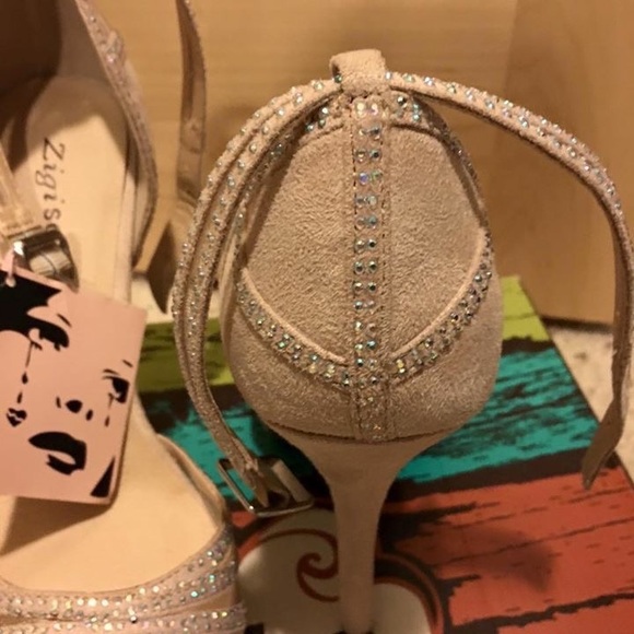 { Zigi Soho } Nude Heels Rhinestone Wedding Shoes - Picture 4 of 4