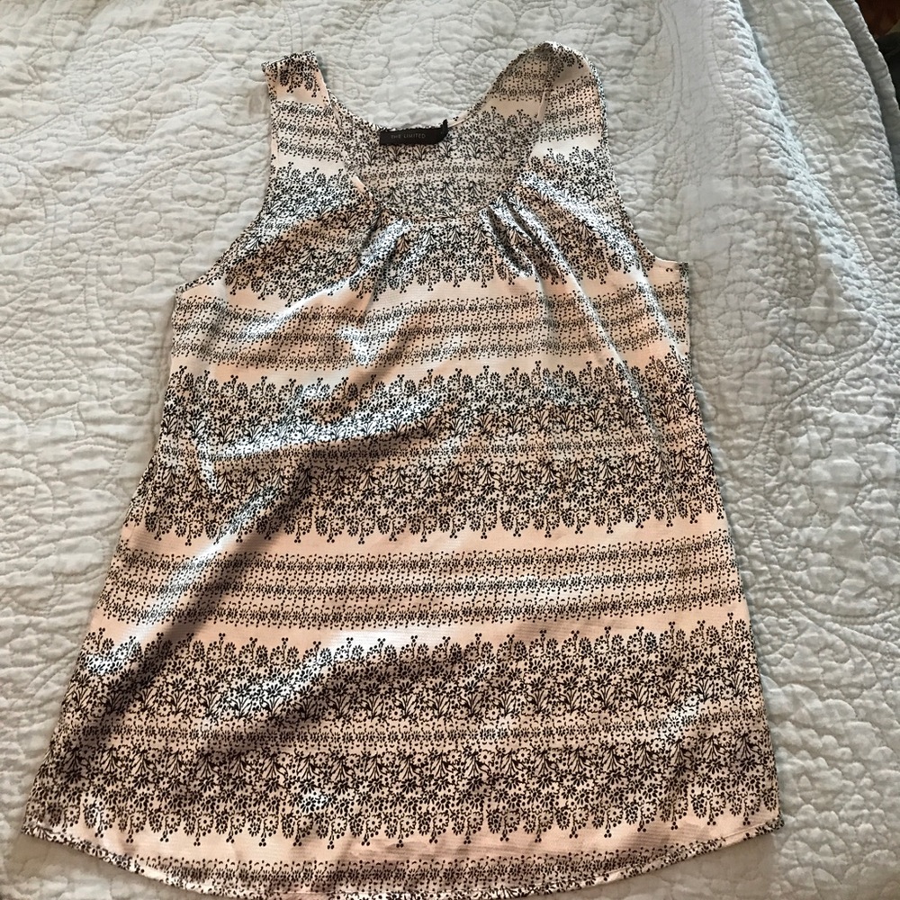 The Limited sleeveless black and white top. MED
