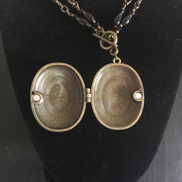 🎉HP🎉 2 Ways to Wear Handmade - Black/Brass - Picture 2 of 7