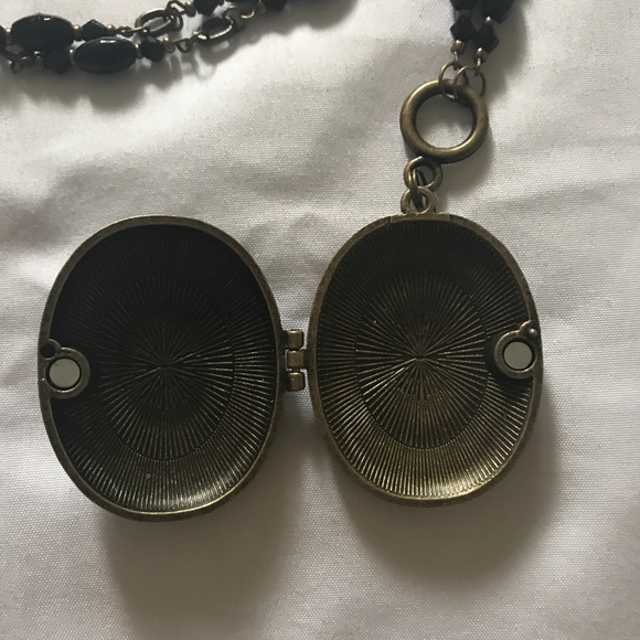🎉HP🎉 2 Ways to Wear Handmade - Black/Brass - Picture 5 of 7