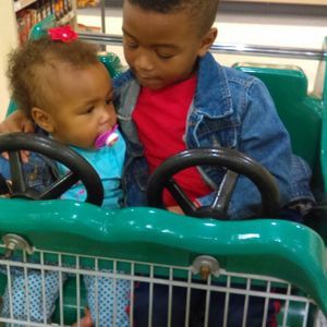 Meet your Posher, Vanessa