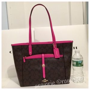 New Coach Signature zip top city tote with Pouch New Coach Signature zip top city tote with Pouch