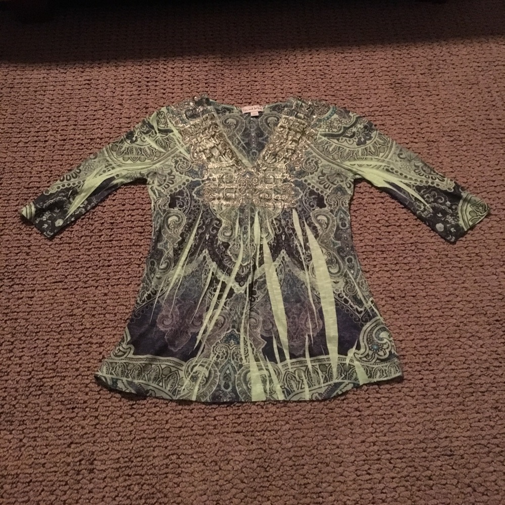 LIVE AND LET LIVE TOP