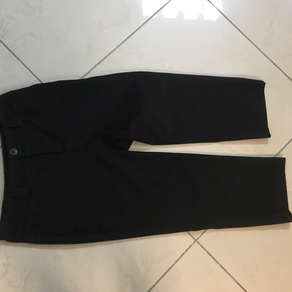 Black dress capris