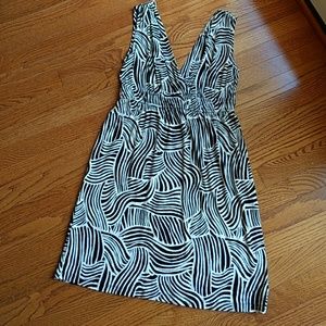 Graphic Print Loft Dress