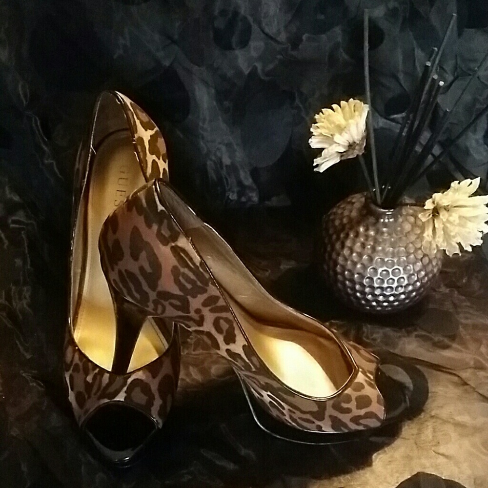 Guess Leopard Print