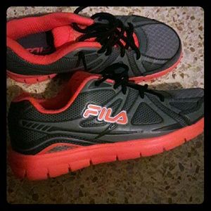 Fila brand new orange/black