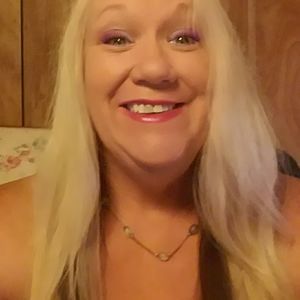 Meet your Posher, Michele