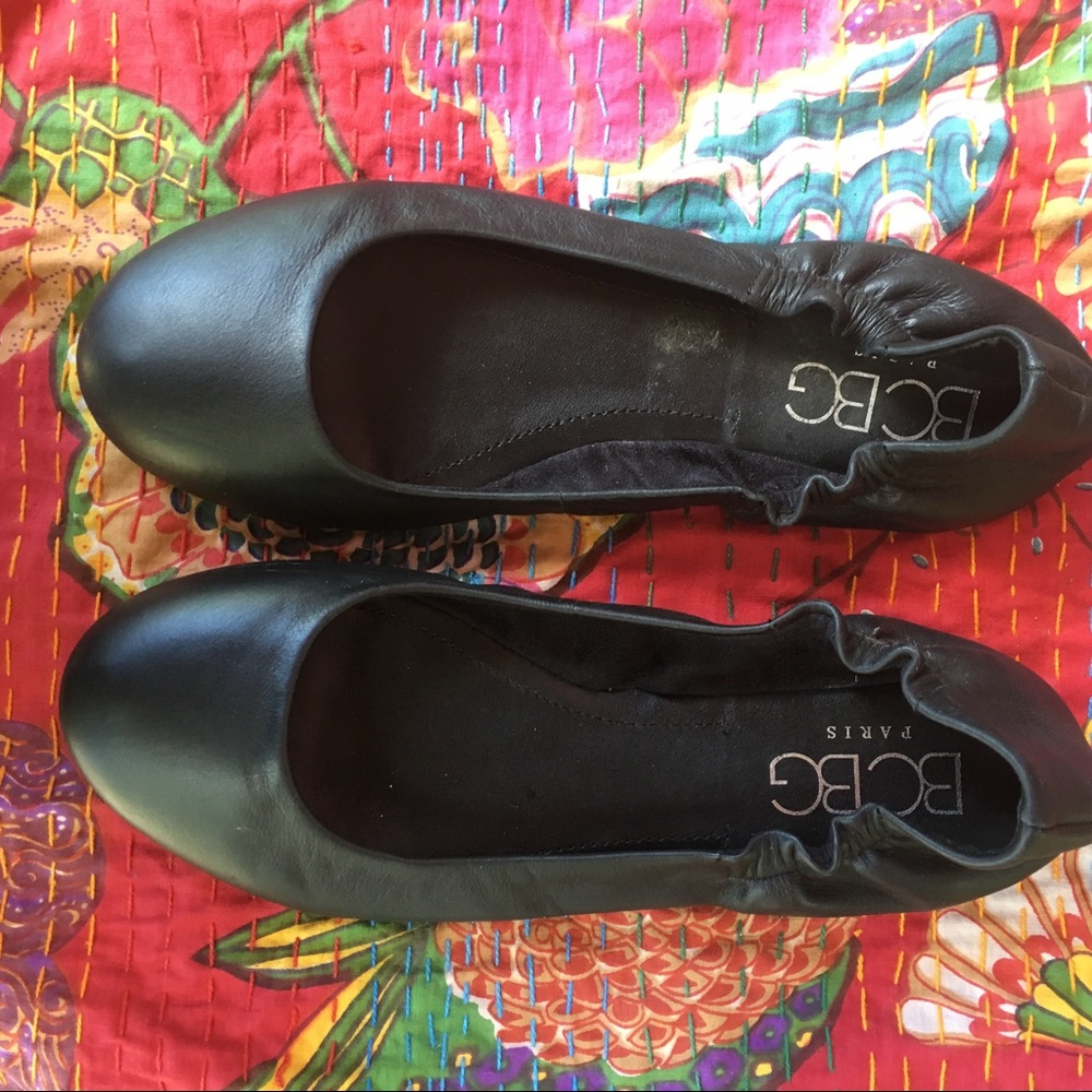 BCBG black ballet flats. Worn once.