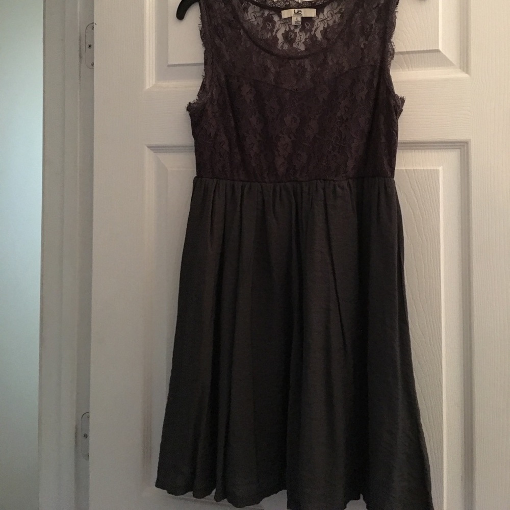 Dark grey too lace built in slip