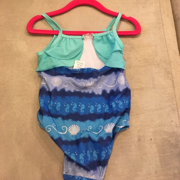 Bundle of Three  little girl bathing suits - Picture 3 of 6