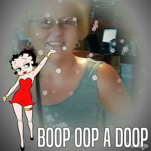 Meet your Posher, Debi