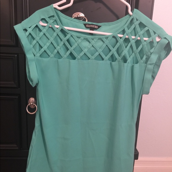 Super cute Express shirt - Picture 1 of 3