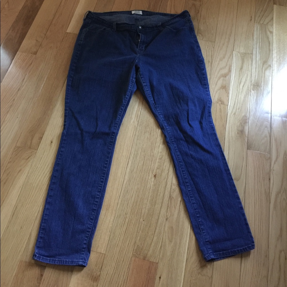 Old Navy Skinny sweetheart jeans!