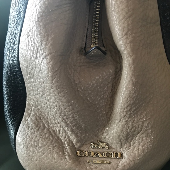Coach purse - Picture 2 of 6