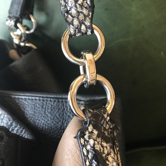 Coach purse - Picture 4 of 6