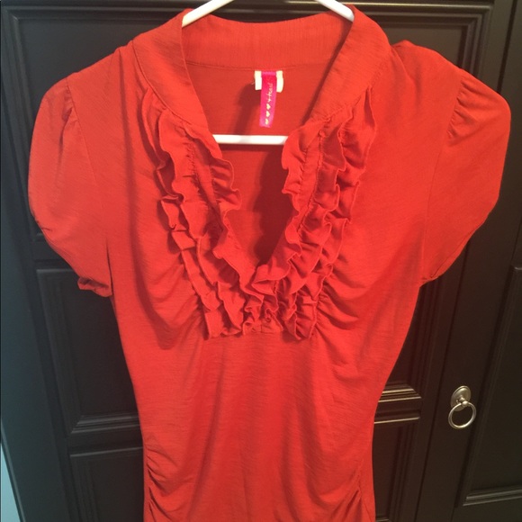 Burnt orange top with ruffle detail - Picture 1 of 1