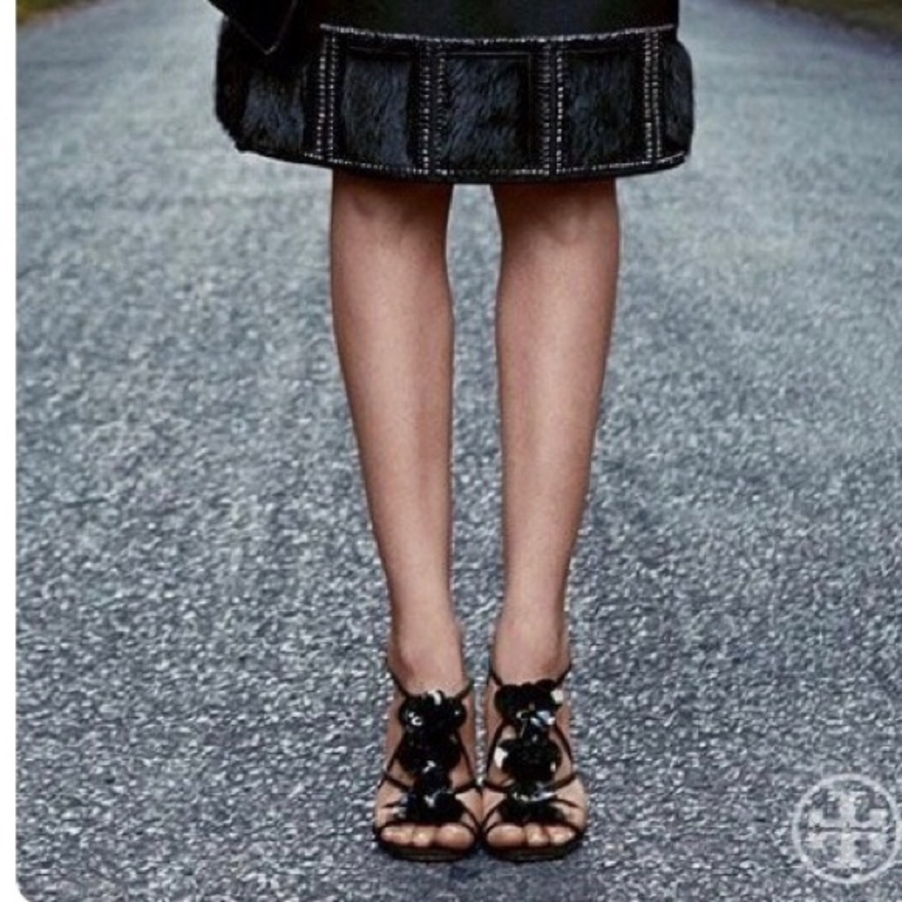 NWOT Tory Burch Emmanuelle Black Heels!!