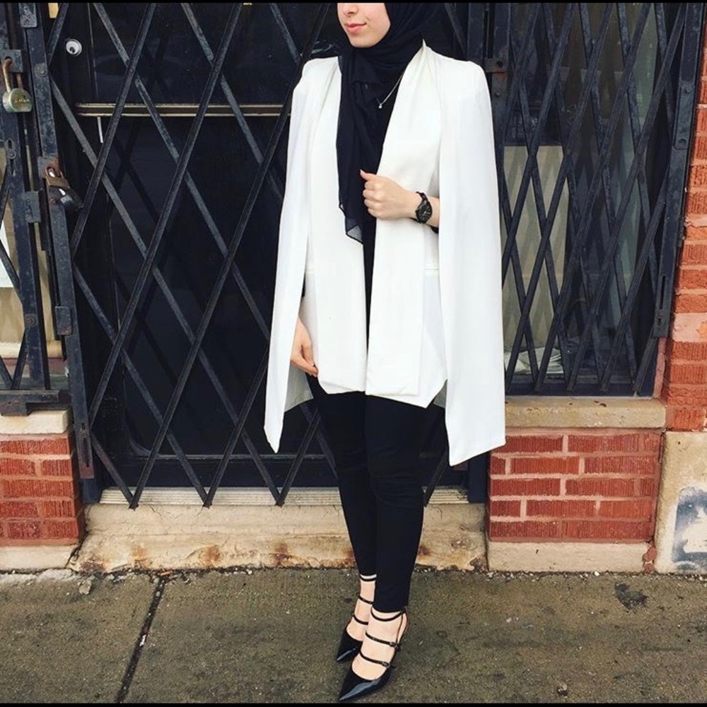 Akira cape blazer
