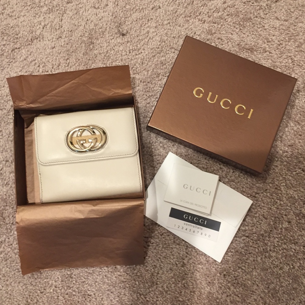 Authentic Gucci French Style Leather Wallet
