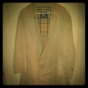 Burberry Mens / unisex Trench Coat