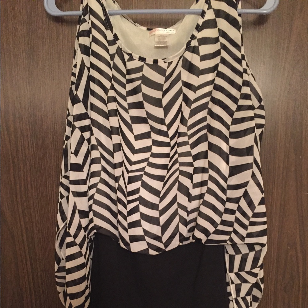 Black and white Dress, size M,