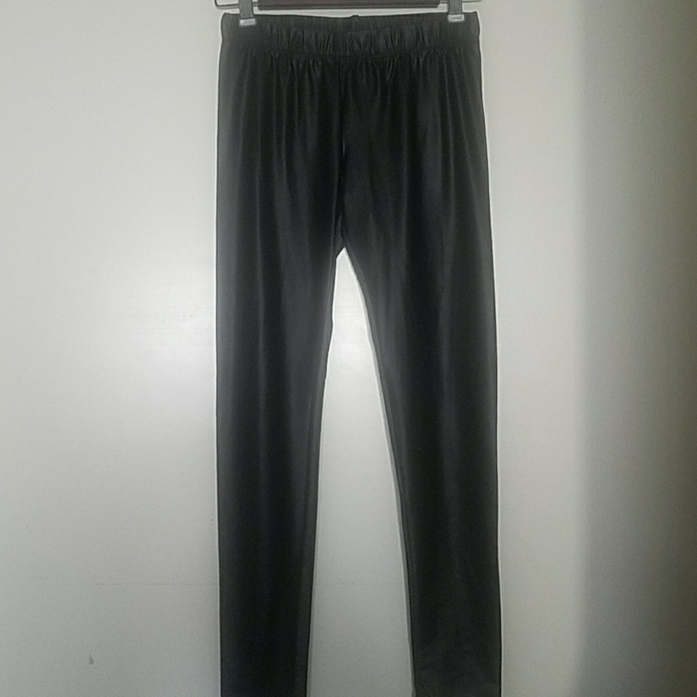 Black faux leather leggings
