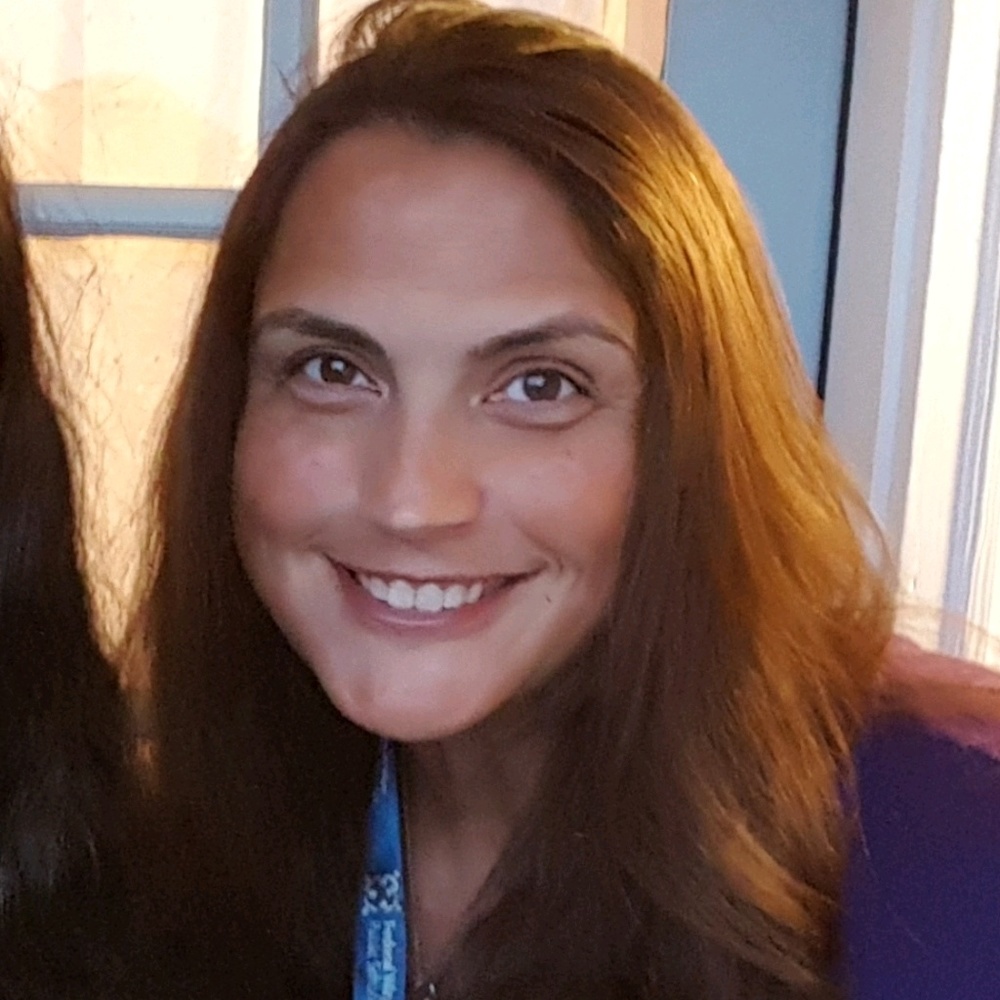 Meet your Posher, Laurie