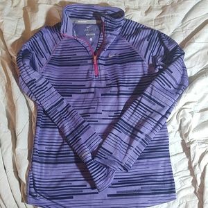 Nike girls L dri-fit top